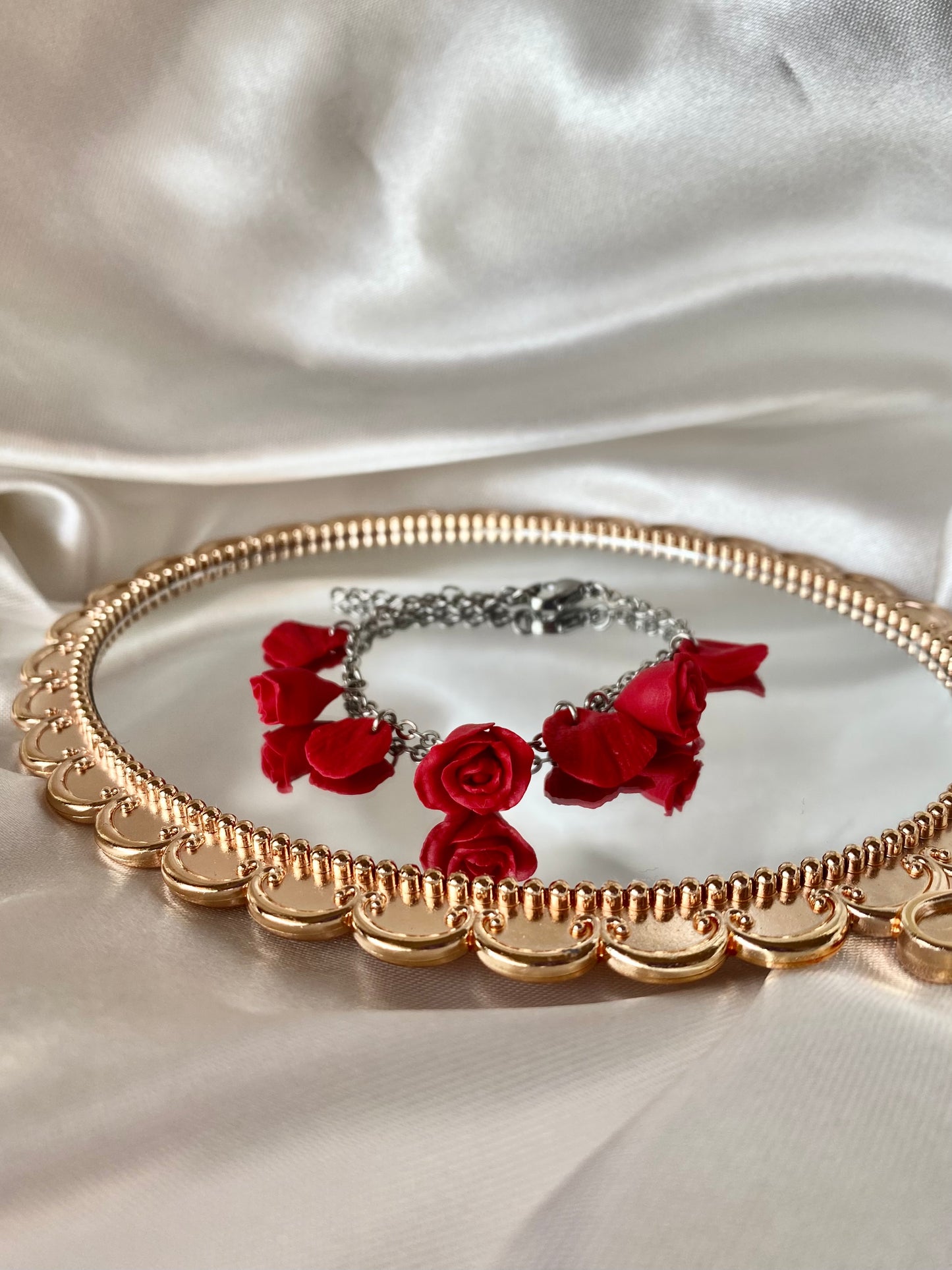 Pathos rose bracelet