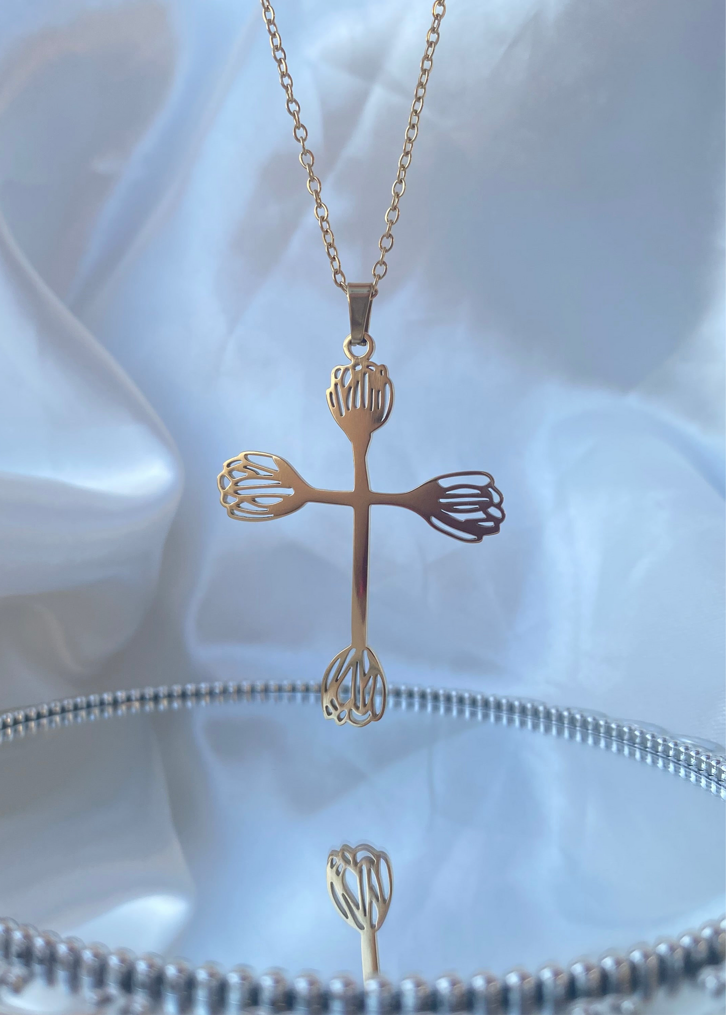 Cross with tulips