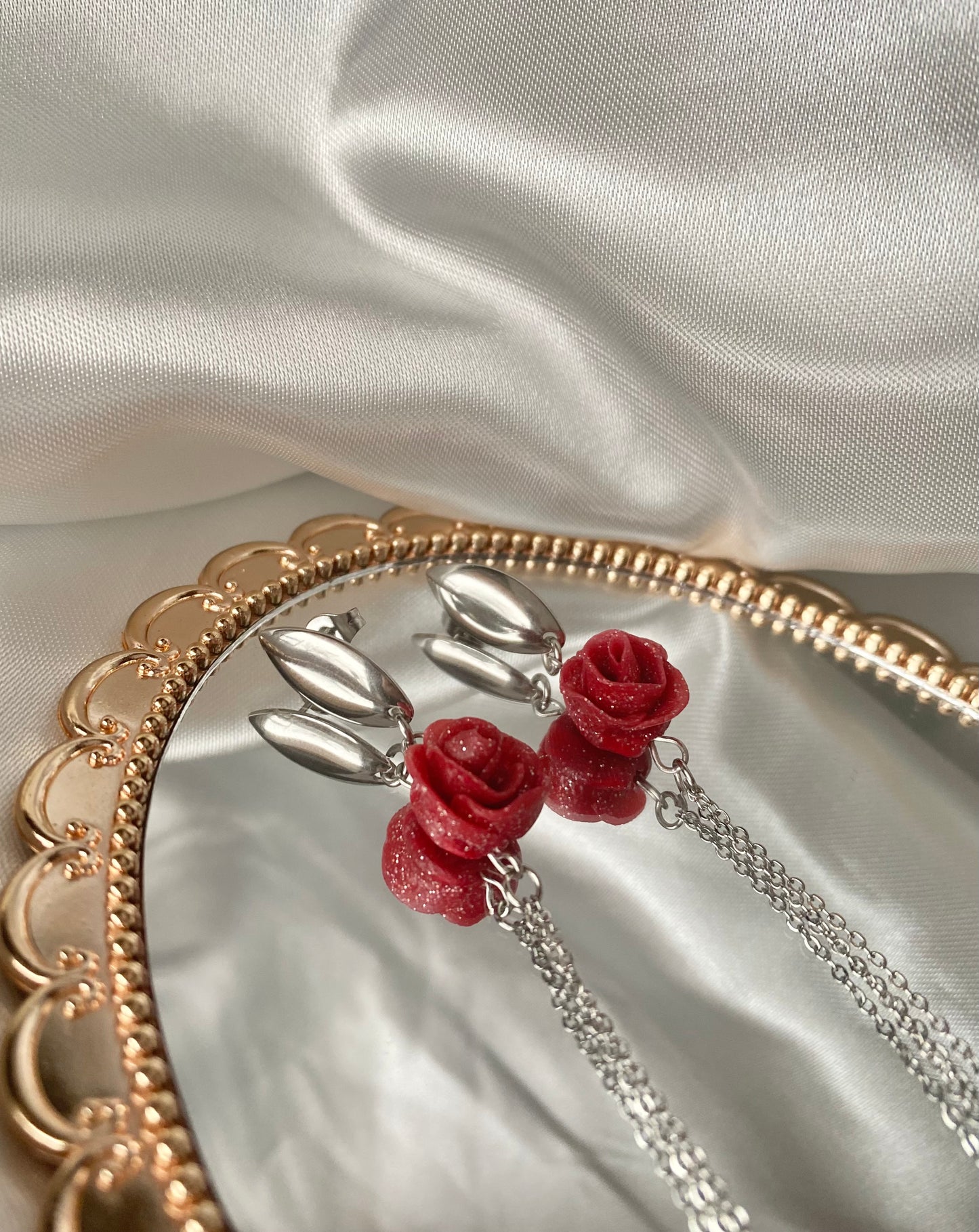 Romance glitter rose earrings
