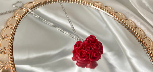 Pathos heart necklace