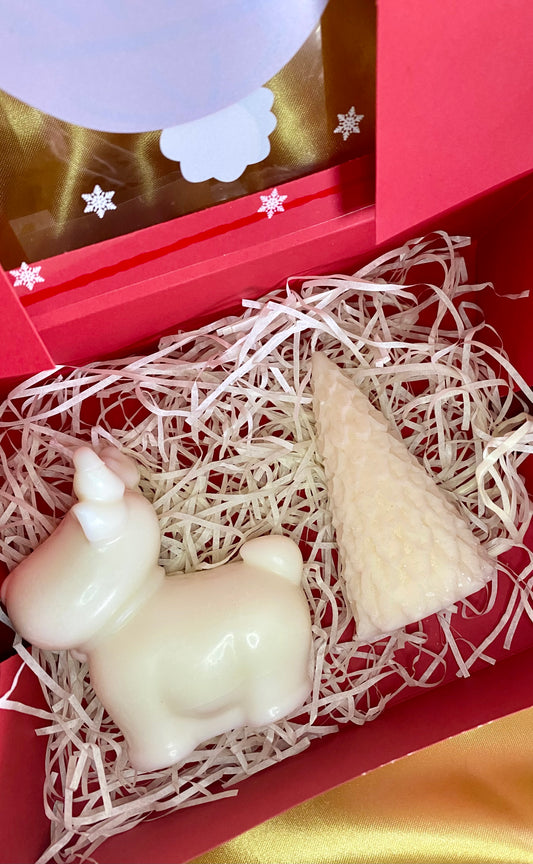Gift box με δύο φυτικά κεριά τάρανδος και δέντρο