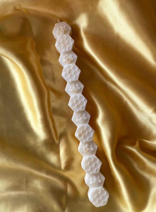 Glitter white bee 🐝